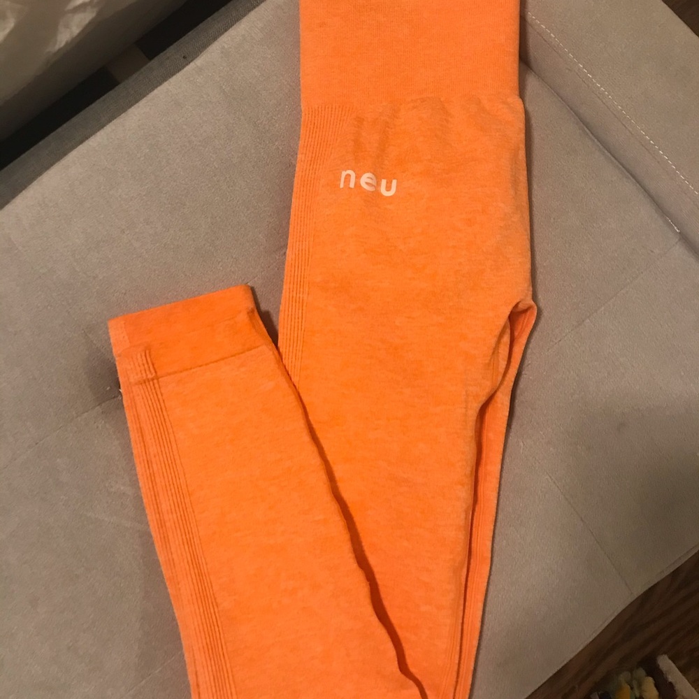 Neu Apparel leggings
